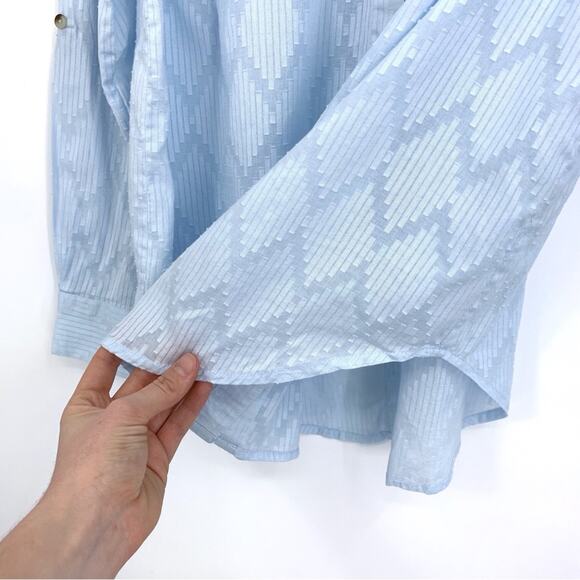 NWT CAFFE MARRAKESH Clipped Jacquard Button Down Shirt Light Blue M - Picture 3 of 11